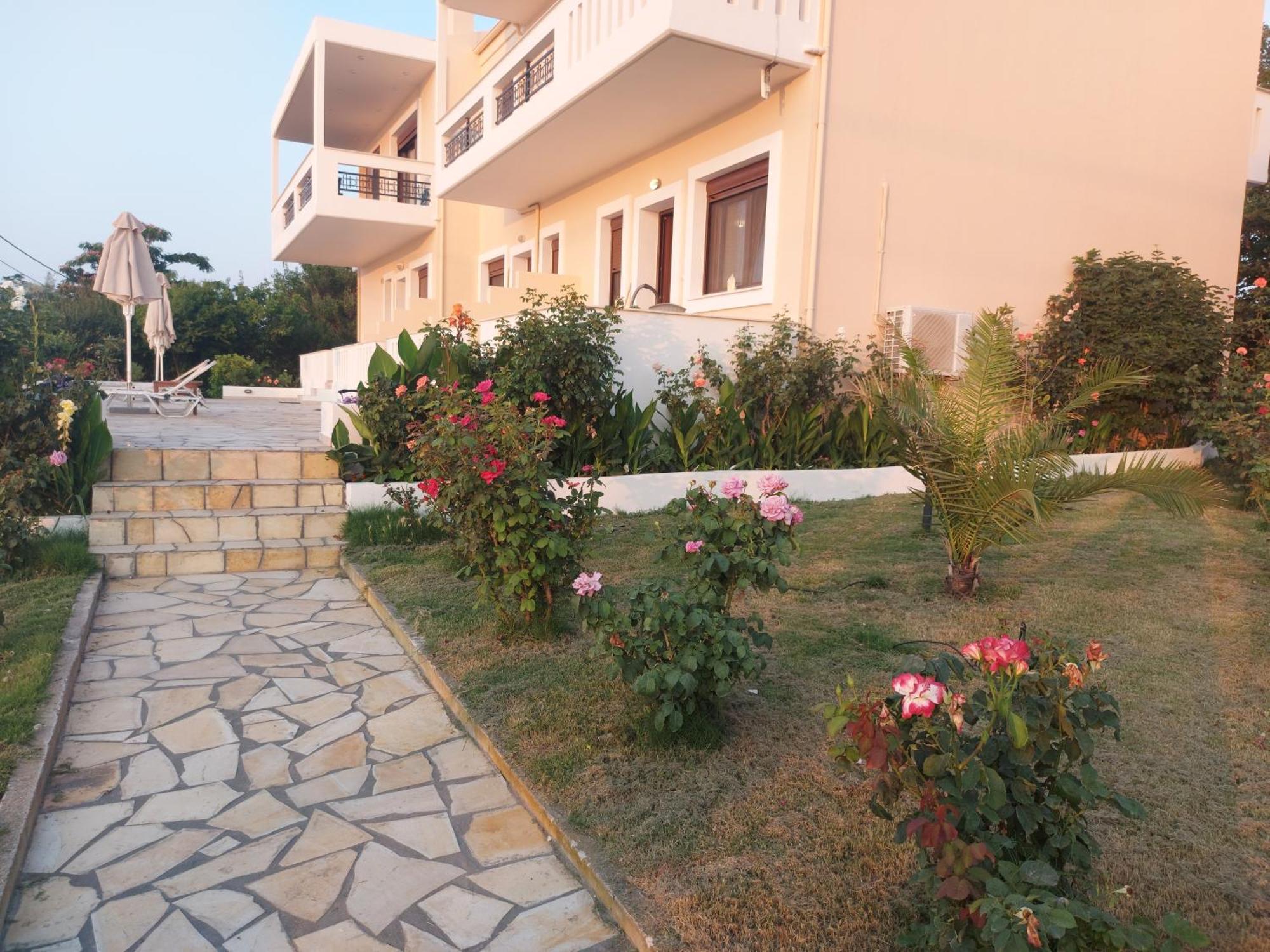 Aktaion Apartments Samothráki エクステリア 写真