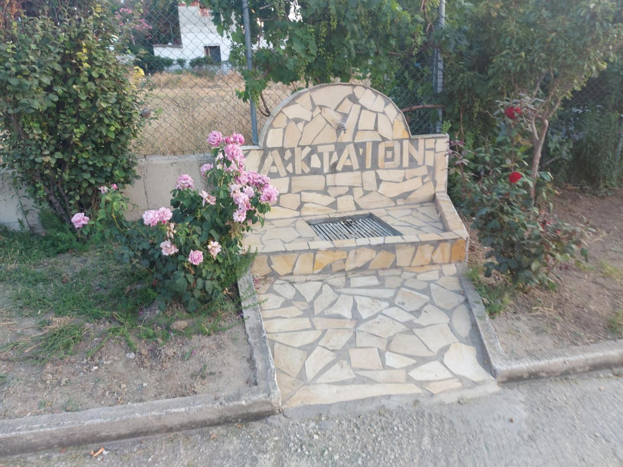 Aktaion Apartments Samothráki エクステリア 写真